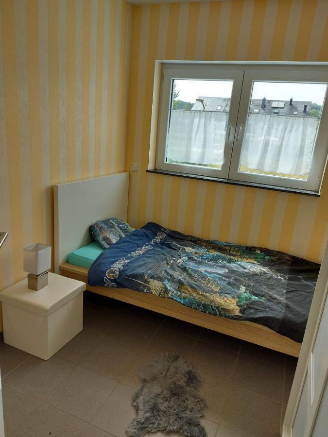 Several Different Rooms, Newly Furnished, In A New House In Vichten Bagian luar foto
